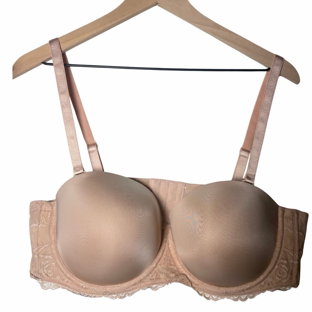 Torrid Bombshell Everyday Strapless LT Lined Bra Lace Adjust Straps Size 44C